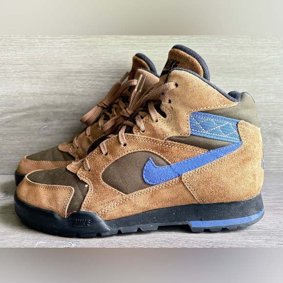 Vintage 1990s Nike Air Caldera Hiking ACG Boots Brown / Purple 8.5 - Picture 3 of 11